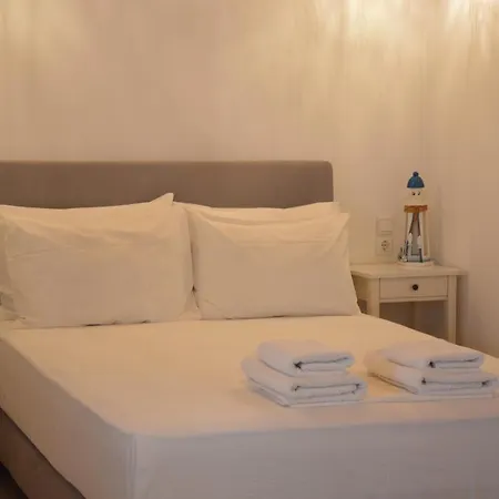 Cute In Milos Apartment Tripiti