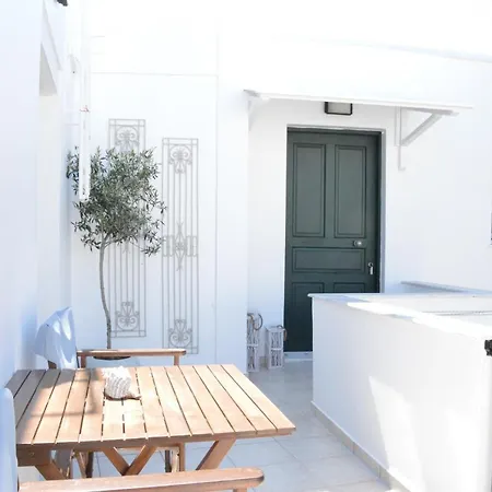 Cute In Milos Apartment Tripiti