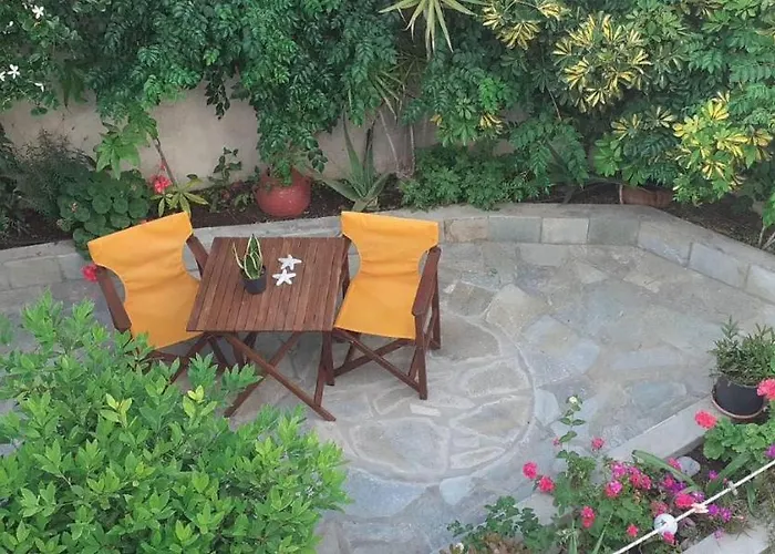 Lägenhet Cute Steps From Catacombs & Bus Stop