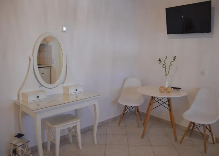 Cute In Milos Lejlighed